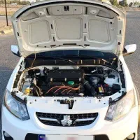 کوییک سفید مشکی R