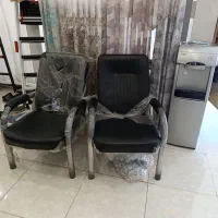 دو عدد صندلی