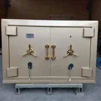 گاوصندوق زیرویترینی طلافروشی|فروشگاه و مغازه|پاکدشت, خاتون آباد|دیوار