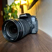 دوربین cannon 80d با لنز 135