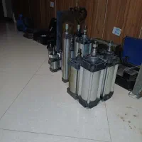 تعدادی جک پنوماتیک|ماشین‌آلات صنعتی|پاکدشت, خاتون آباد|دیوار