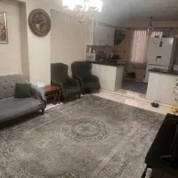 80 متر دو خوابه فول بازسازی شده سالن مربع
