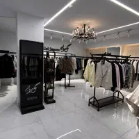 استخدام فروشنده مزون لباس مجلسی و اسپرت زنانه