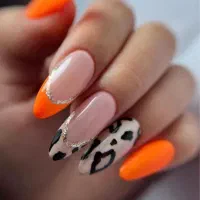 تخفیف خدمات و اموزش کاشت ناخن،تتو صورت،کراتین و