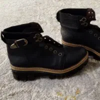 کفش نیم پوت در حد نو بدون هیچ زدگی 300هزار|کیف، کفش، کمربند|صفادشت, |دیوار