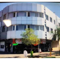 حدود ۱۸ متر تجاری دائم