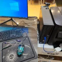 نیروی خانم کار در کافی نت