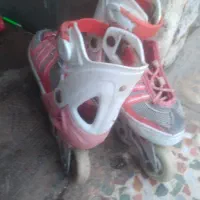 فروش یک جفت کفش اسکیت درحدنو