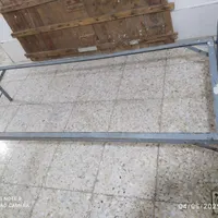 تخت آهنی