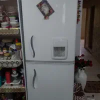 یخچال فریزر امرسان کارکرده بسیار تمیز