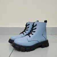 نیم بوت|کیف، کفش، کمربند|اصفهان, دوطفلان|دیوار