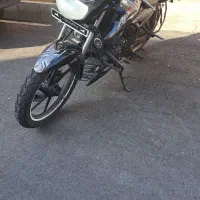 موتور سیکلت آپاچی مشکی