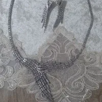 سرویس طلا گردنبد و گوشواره در حد نو
