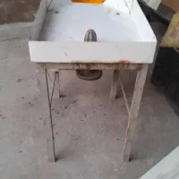 آب نارنج گیری در حد نو داخل انبار بوده