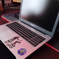 ASUS - پردازنده Core i7 - گرافیک 940M - رم 8