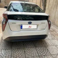 تویوتا پریوس بسیار تمیز