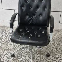 صندلی اداری گردون سالم