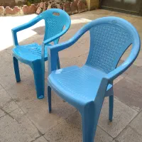 صندلی پلاستیکی
