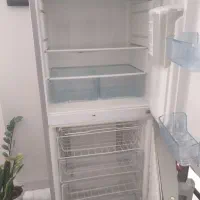 یخچال فریزر سیلوان کاملا سالم نیاز به گاز دارد|یخچال و فریزر|رشت, عینک|دیوار