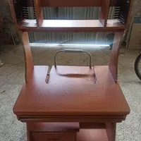 میز کامپیوتر در حد نو