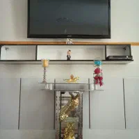 یه میز دکوری کاملا شیشه ای و آینه،بسیار زیبا،|بوفه، ویترین، کنسول|خرم‌آباد, |دیوار