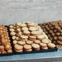 کیک یزدی و انواع شیرینی