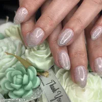 آفر vip خدمات ناخن|خدمات آرایشگری و زیبایی|آمل, |دیوار