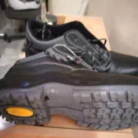 کفش ایمنی سایز ۴۳