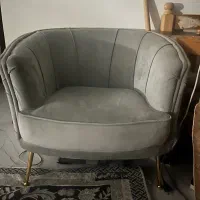 مبل راحتی یک‌ عدد بسیار نو نو