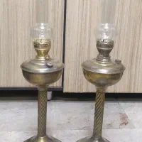 چراغ قدیمی پایه بلند برنجی