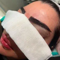 آموزش تخصصی کاشت ابرو ومو