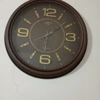 ساعت دیواری