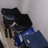 شلوار جین و کتونی