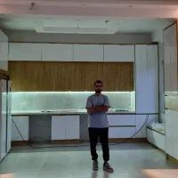 کابینت دوپله ارتفاع زیاد طرح چوب پردیس