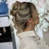 مژه  کار ،شینیون میکاپ، ناخن،کوتاهی ،لایت آمبره|خدمات آرایشگری و زیبایی|کرج, مهرویلا جنوبی|دیوار