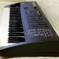 سینتی سایزر Yamaha v50