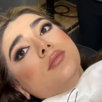 خدمات میکاپ کراتین و اکستنشن مو