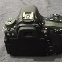 canon d70(کنون)
