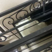 تخت فرفوژه مشکی سالم با تشک