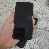 اپل iPhone 13 با حافظهٔ ۱۲۸ گیگابایت