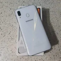 گوشی سامسونگa30
