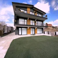 ویلای 900 متر 450 بنا در مهرآباد رودهن