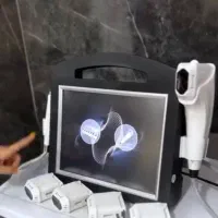 اپراتور اقا دستگاه لیزر کندلا