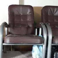 صندلی و میز اداری