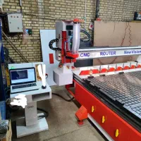 سازنده ی cnc و پرس وکیوم (چوب و ام دی اف)