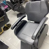 صندلی ارایشگری|آرایشگاه و سالن‌های زیبایی|ارومیه, |دیوار