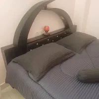 تخت خواب ودرواروآینه
