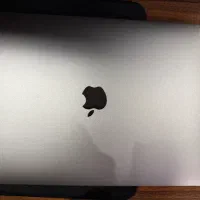 مک بوک ایر m1