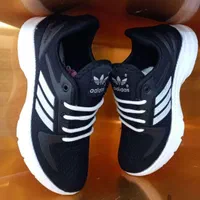 کتونی کفش زدیکس سالنی ورزشی چمن ساکونی دراگون