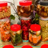 انواع ترشی و مربای خانگی|خوردنی و آشامیدنی|تهران, امام خمینی|دیوار